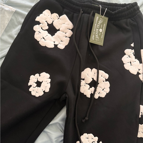 NWT black denim tears floral sweatpants size XL
